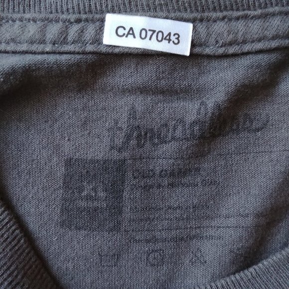 Nintendo NES controller with walker Tee - Picture 3 of 6